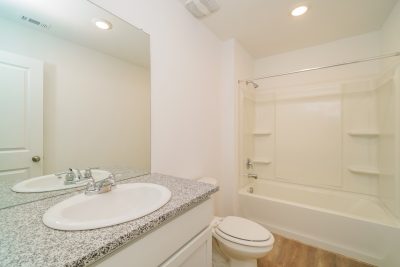 012 photo bathroom 12269368