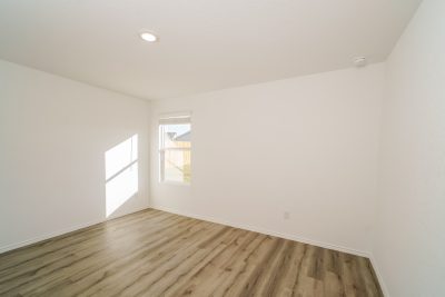 011 photo bedroom 11996258