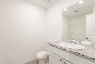 012 photo bathroom 12367718