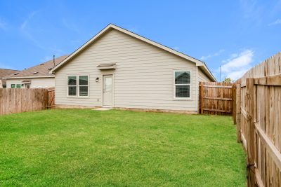014 photo rear view 12830413
