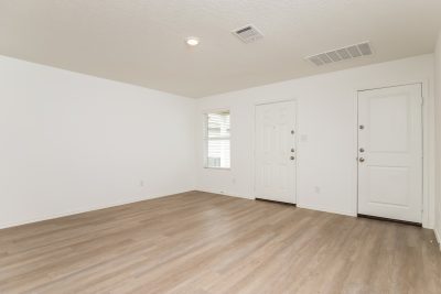 003 photo living room 13620882