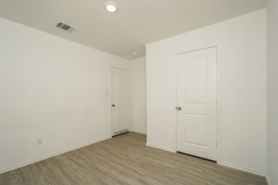 010 photo bedroom 13613096