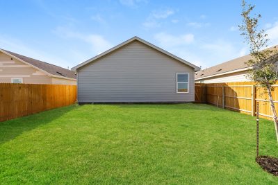 015 photo rear view 11996315