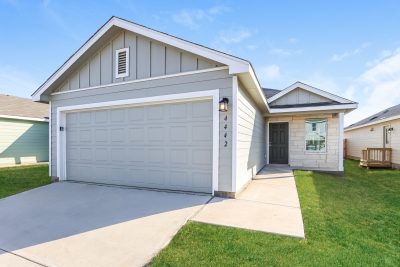 001 photo front view 12367658