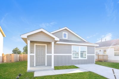 002 photo front view 11996901