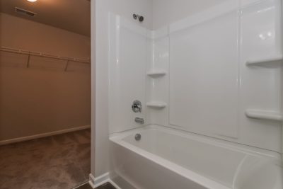 013 photo bathroom 10021101