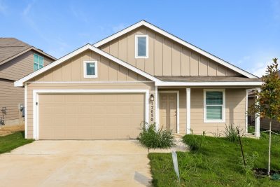 000 Front View 12275380