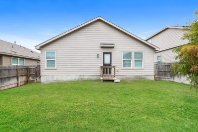 015 photo rear view 15000570