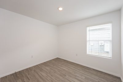 012 photo no caption 12361076