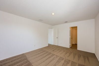 006 photo main bedroom 12364575