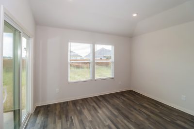 005 photo dining room 11001569