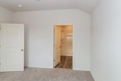 008 photo main bedroom 11001577