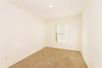 011 021 photo bedroom 15150246