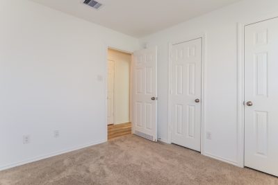 008 Main Bedroom ET51173