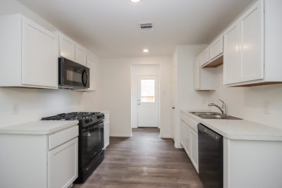 005 Kitchen ET51303