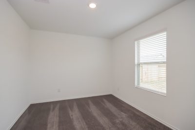 012 Bedroom ET51303