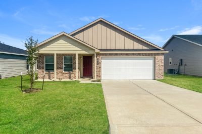 000 Front View 13163423