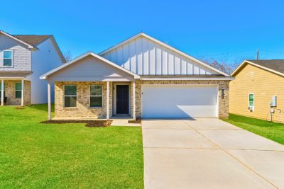 000 Front View 13502115 2 2