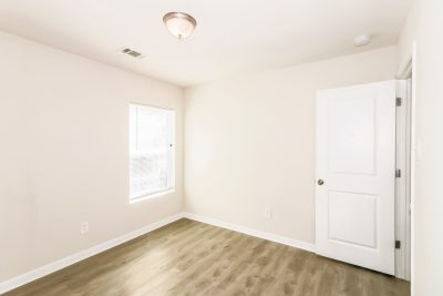 011 023 photo bedroom 15150464