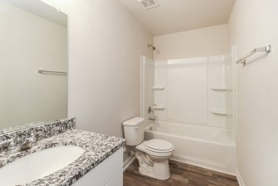 013 photo bathroom 13175723