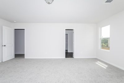 008 Main Bedroom ET81205