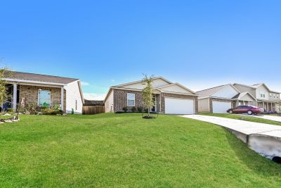 002 Front View ET91041