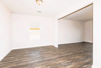 007 photo dining room 10272229