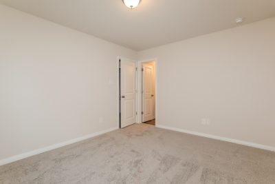 007 photo main bedroom 10272226