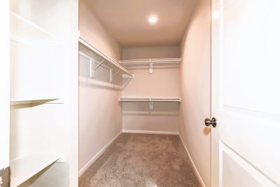 010 013 photo walk in closet 10272227