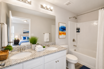 004 photo main bathroom 14628808 1