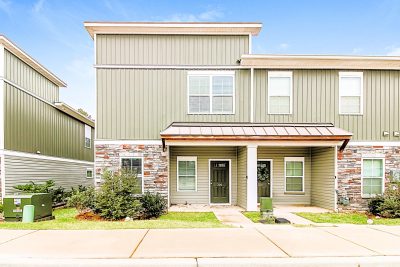014 photo front view 15149499