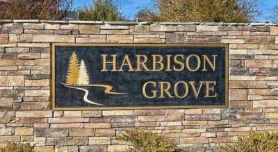 000 A Harbison Grove Community Entrance