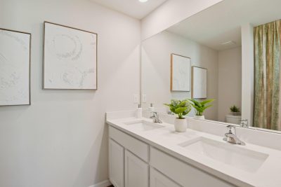 Somerset Cove Main Bathroom