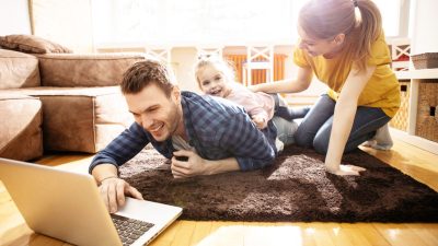 ARK R3 R Working From Home