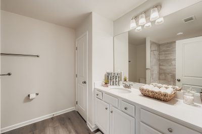 Summerwell at Kentmere Web Quality 017 24 2nd Floor Primary Bathroom
