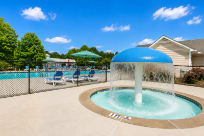 Splash Pool Cottages