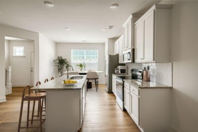 2032 Woodbine Way Web Quality 033 10 Kitchen VS